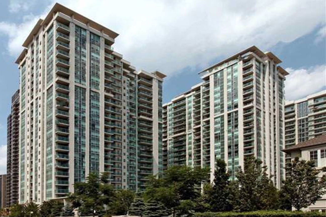 Condo Reviews for Cosmo Residences, Toronto