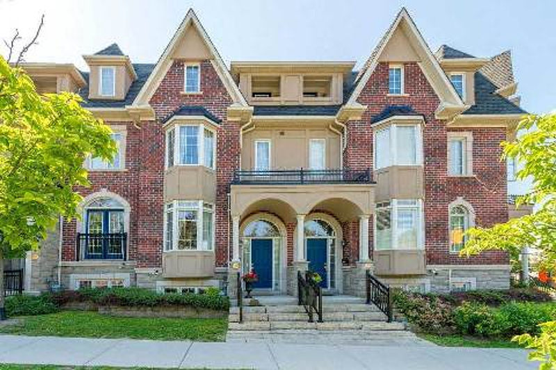 Condo Reviews for Markland Woods Condos, Toronto