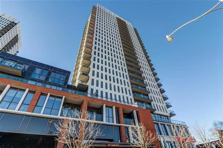 Condo Reviews for One Park Place Condos, Toronto condo unit