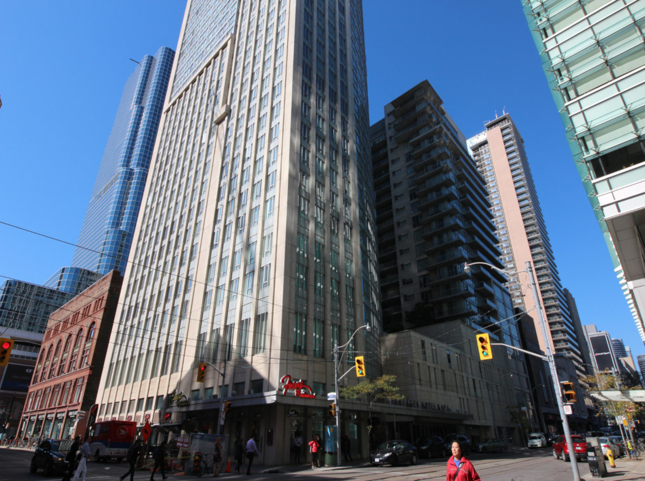 Condo Reviews for Opus at Pantages, Toronto