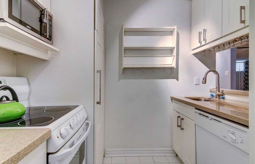 Condo Reviews for Polo Club, Toronto