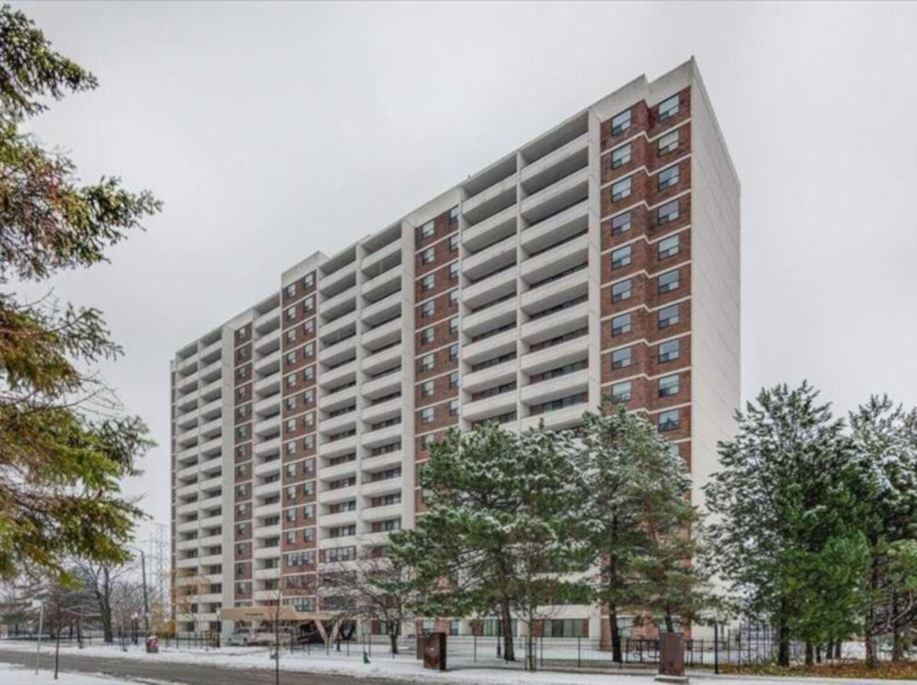 Condo Reviews for The Birches Condo, Toronto