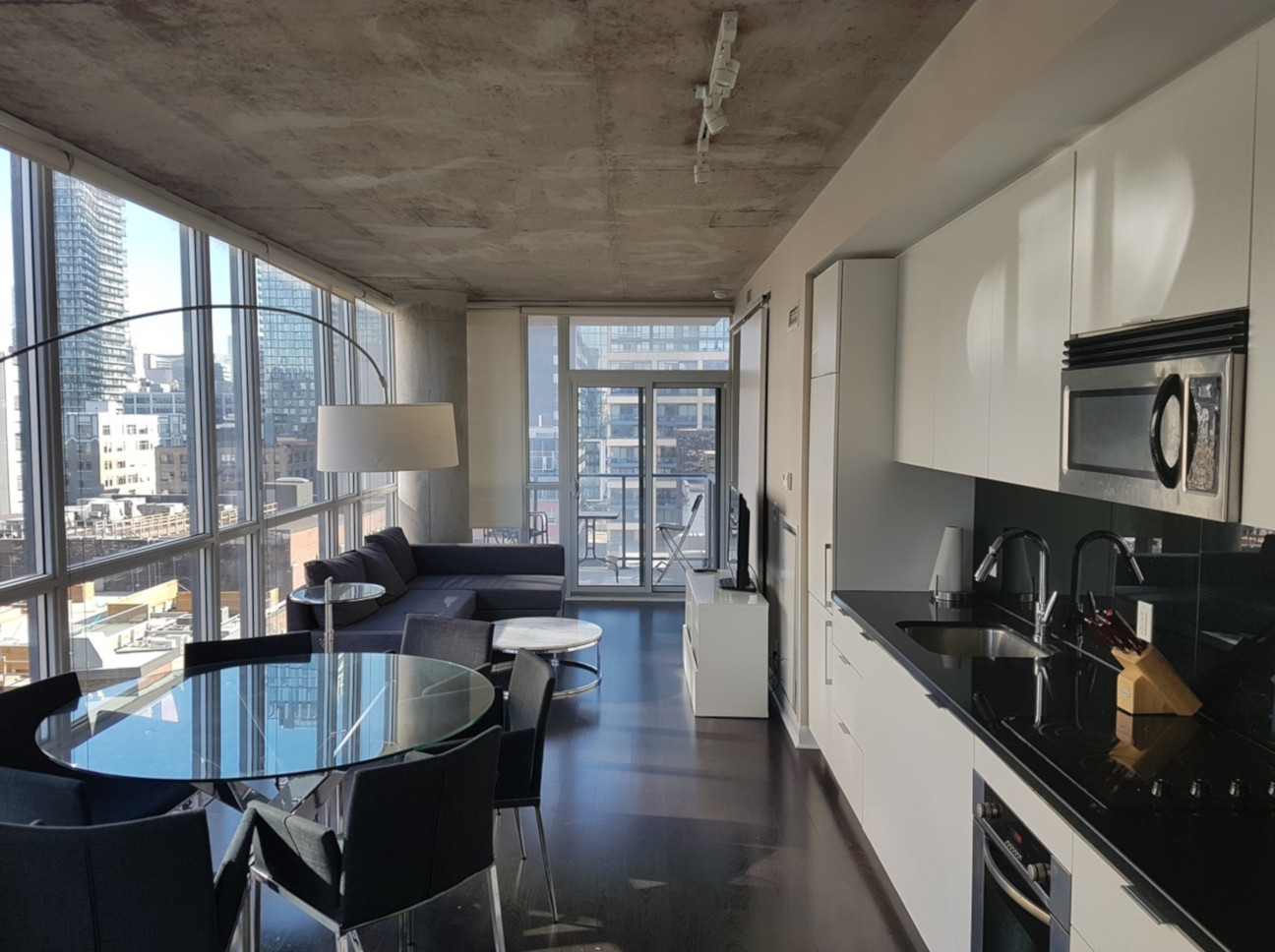 Condo Reviews for Victory Lofts, Toronto