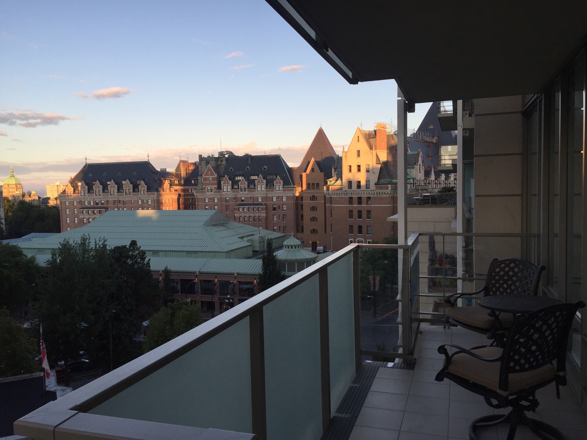 Flower Count in Victoria in February, attractions in Victoria!