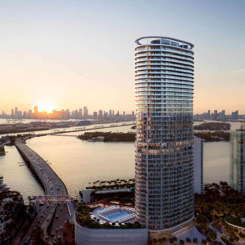 Five Park (Miami Beach) Condo Vultures