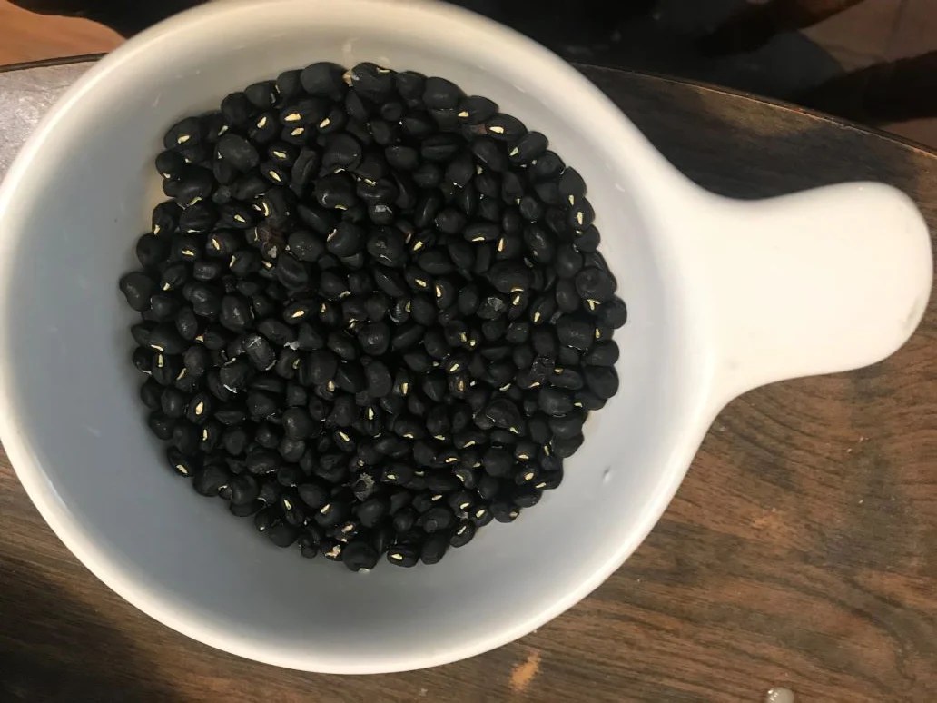 100 BLACK CROWDER PEA SEEDS CONFEDERATE FLAGS AND MORE