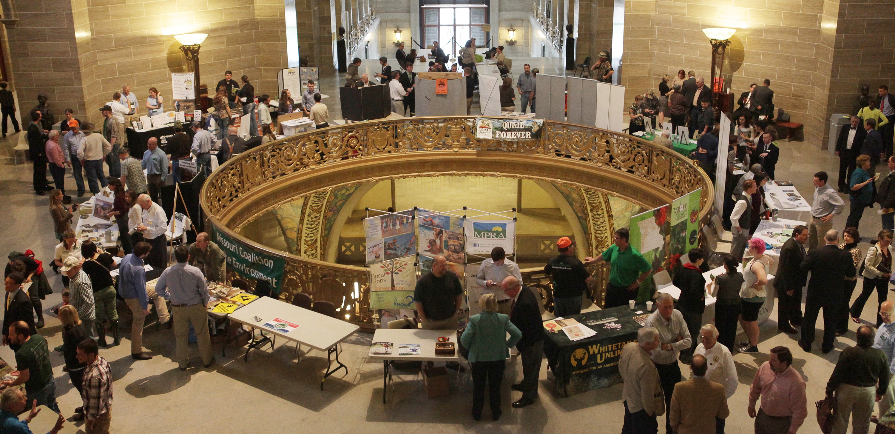College Students Involved in Conservation Conservation