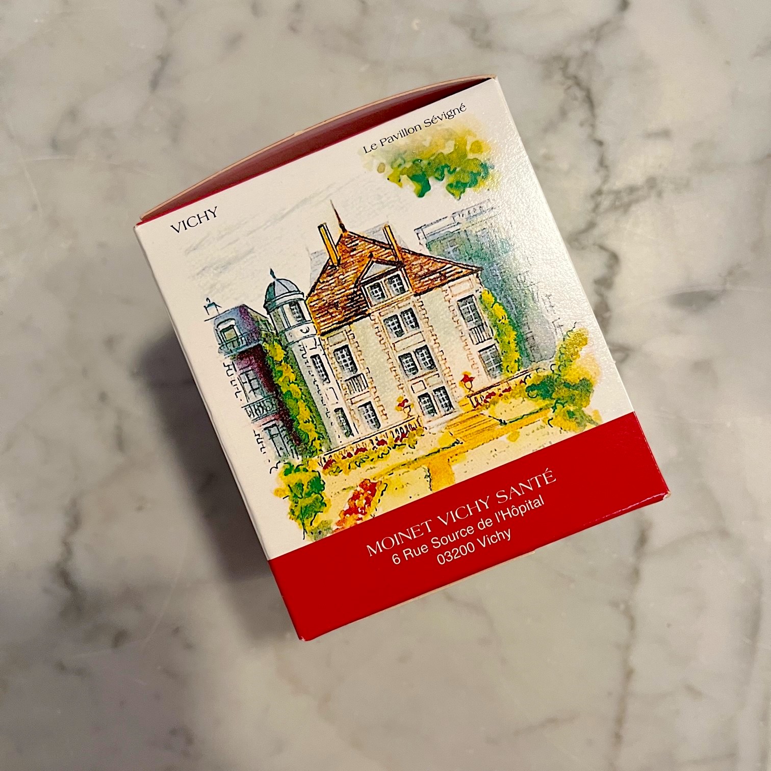 Boîte Pâtes de Fruits d'Auvergne "Vues de Vichy" Confiserie