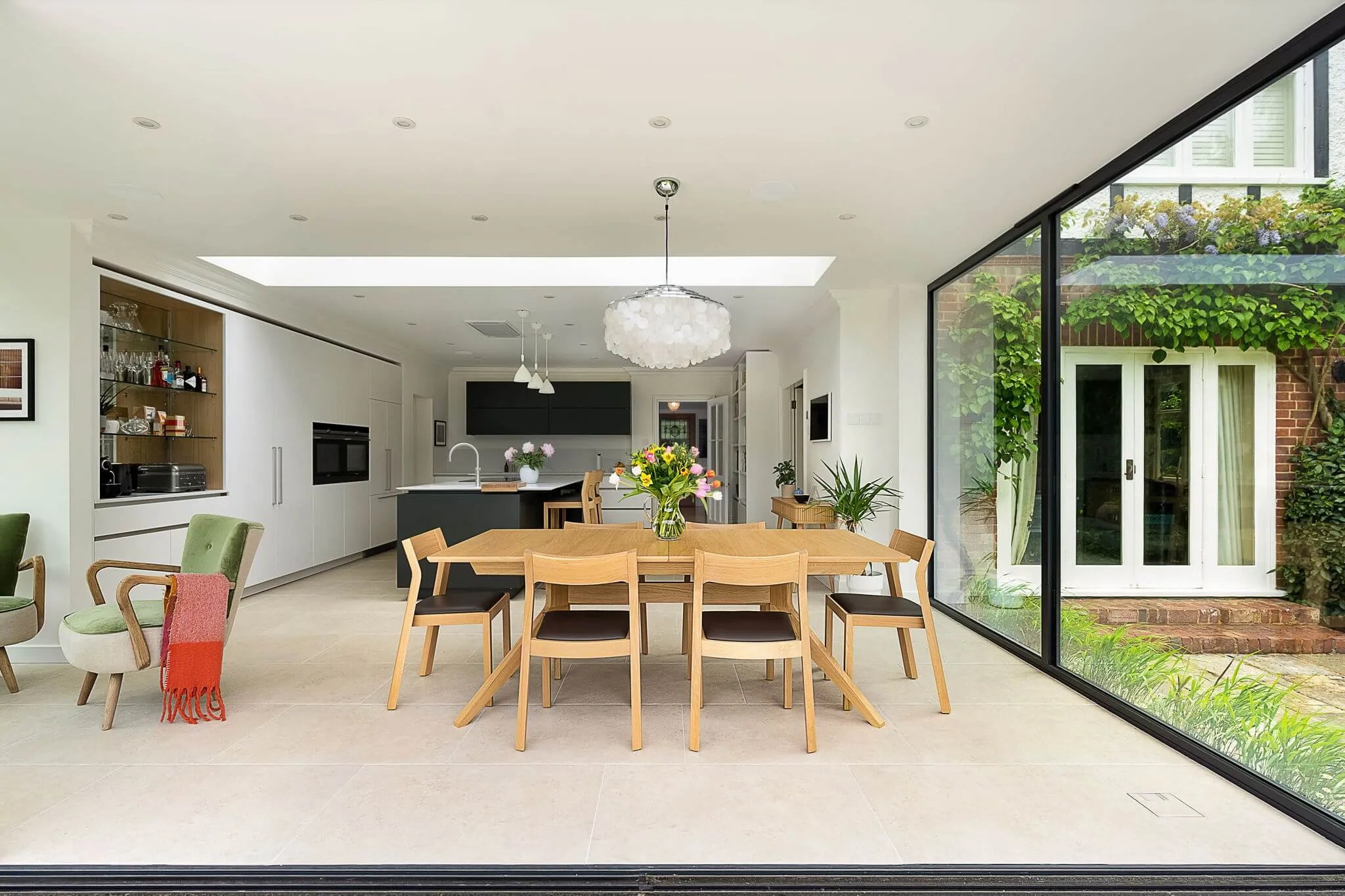 Farnham House Modern Architect Project In Buckinghamshire Connected
