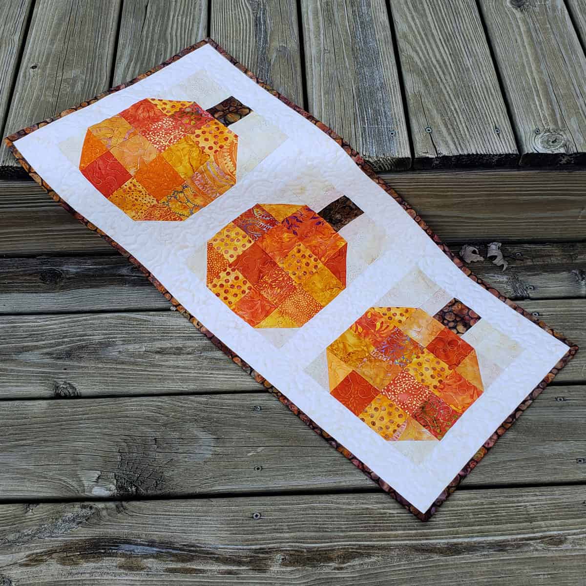 Pumpkin Quilt Block and Table Runner Tutorial Freemotion by the River