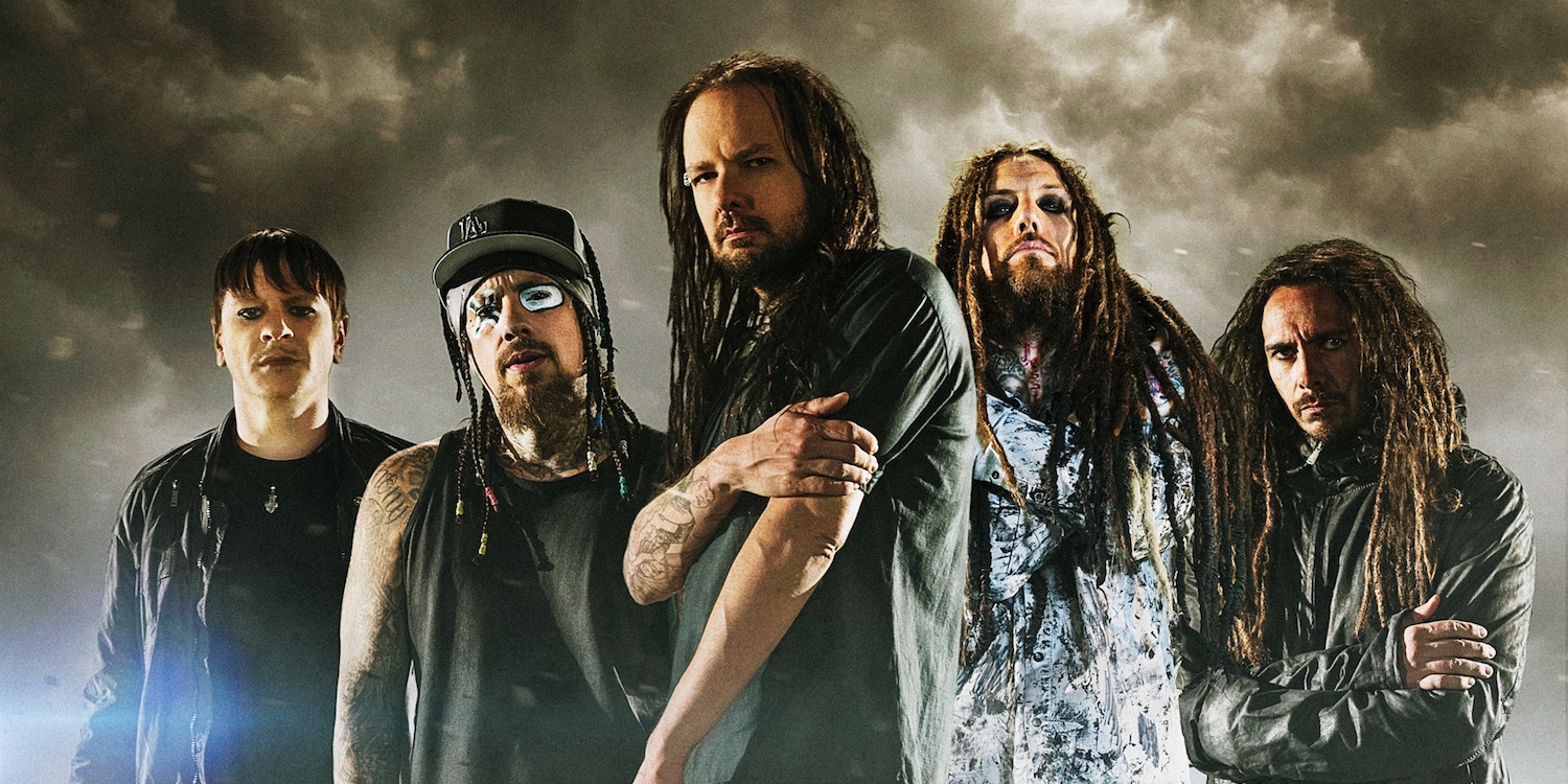 Korn Band : Financial Empire Behind Nu-metal’s Lasting Legacy Net Worth & Financial Profile