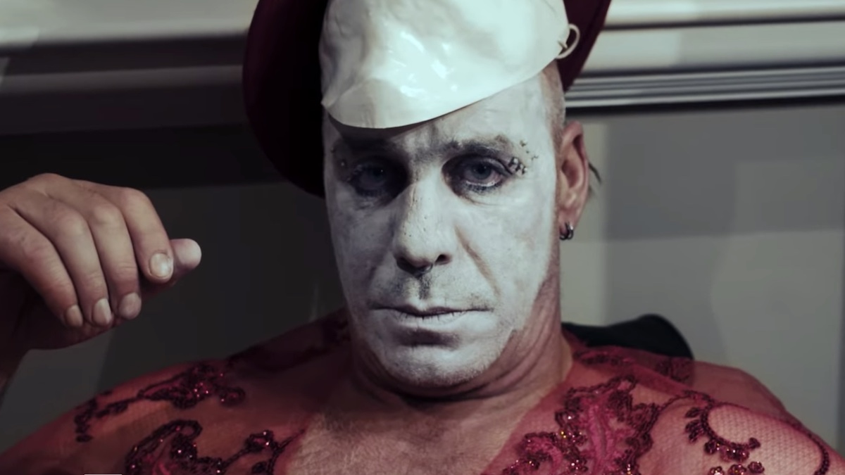 Rammstein's Till Lindemann Unveils Pornographic "Platz Ein" Video