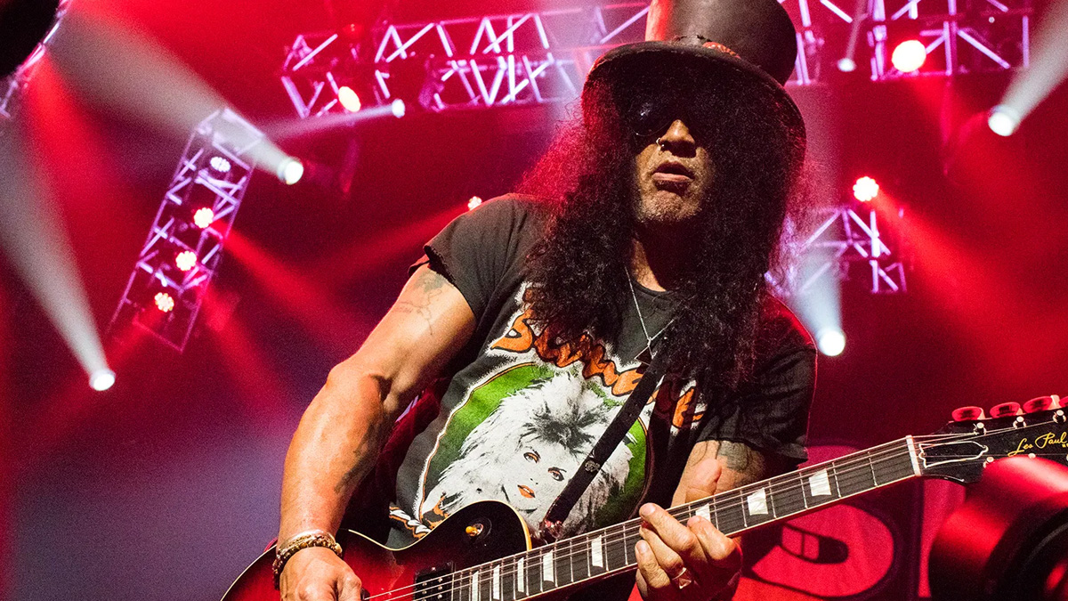 Slash Guns N' Roses to Release "Entire Record’s Worth" of New Material