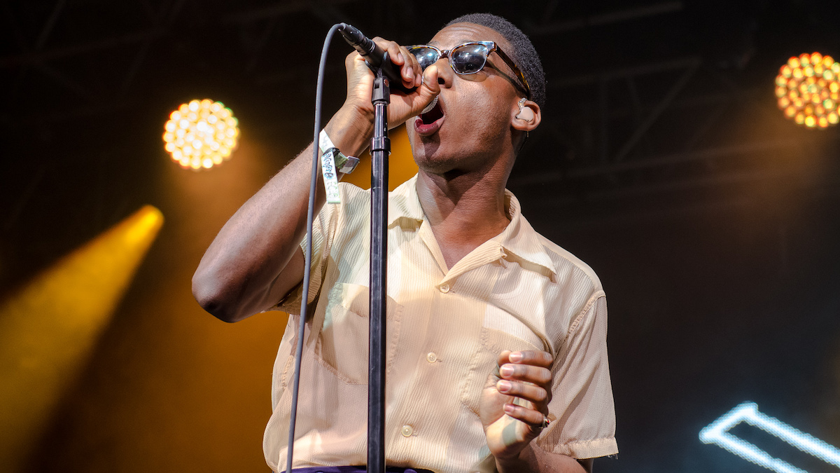 Leon Bridges Tour Dates 2024 Uk Hilda Iolanthe