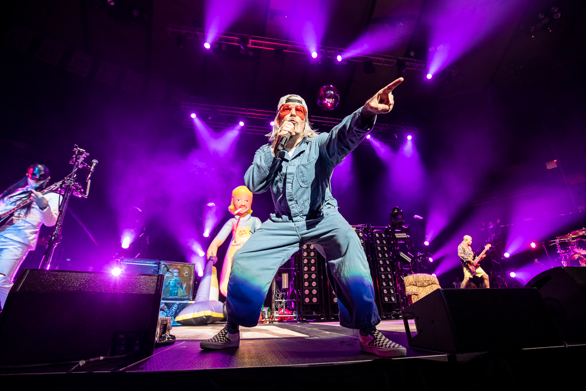 Fred Durst Switches Up His Look Again at Limp Bizkit's First 2023 Show