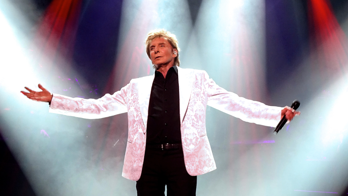 Barry Manilow Announces Summer 2022 US Arena Tour