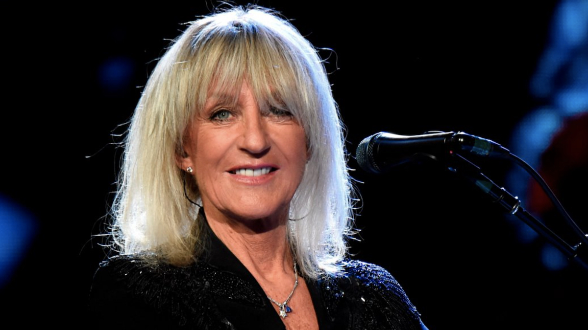 Christine McVie Says Cocaine and Champagne Made Her Perform Better(03)