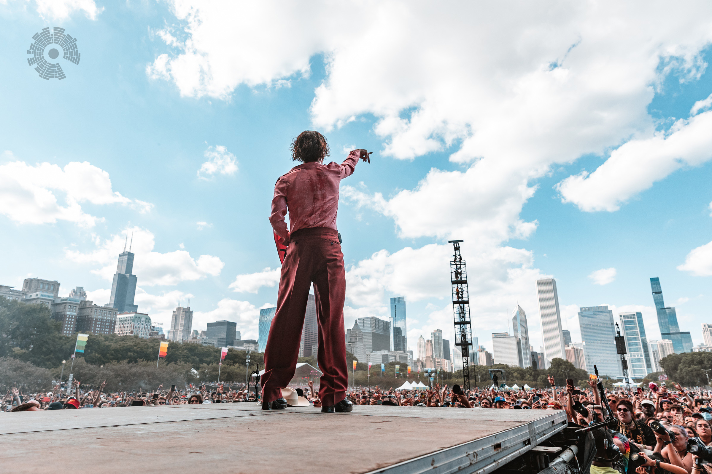 MTV Shares “Uncensored” Måneskin VMAs Performance After Bassist’s Top