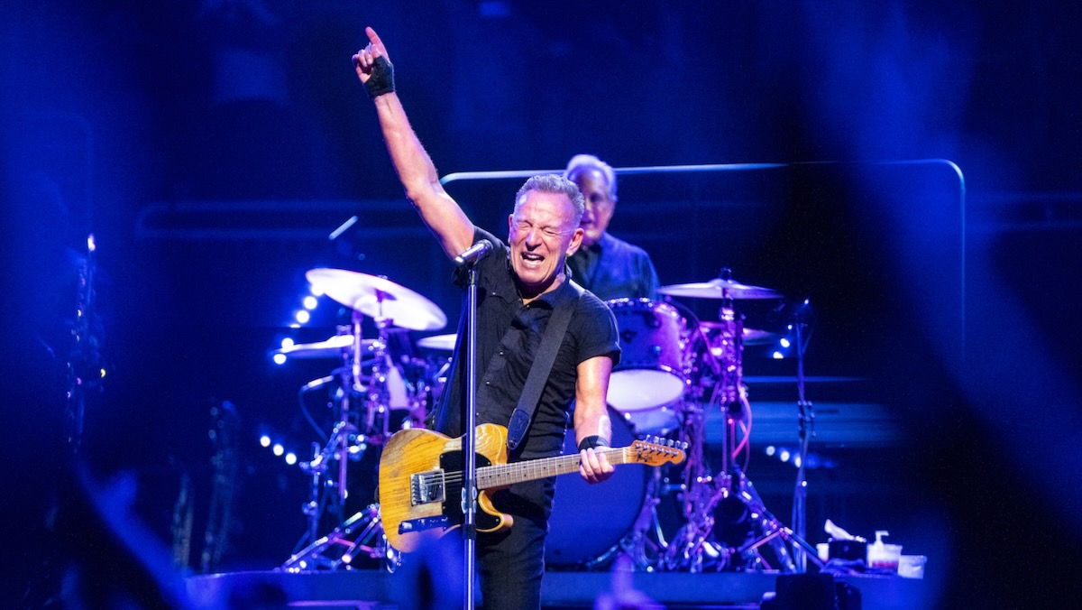 Bruce Springsteen Announces New Tour Dates in the US, Canada