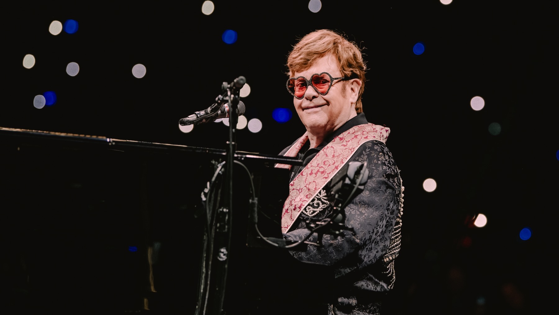 Elton John Plays Final Concert of Farewell Tour Video + Setlist