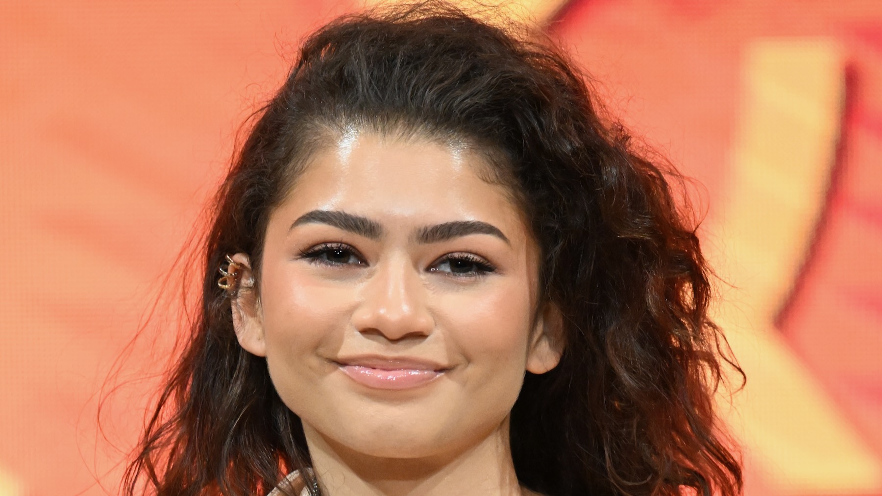 Zendaya Donates 100,000 to Theater Where She Got Her Start
