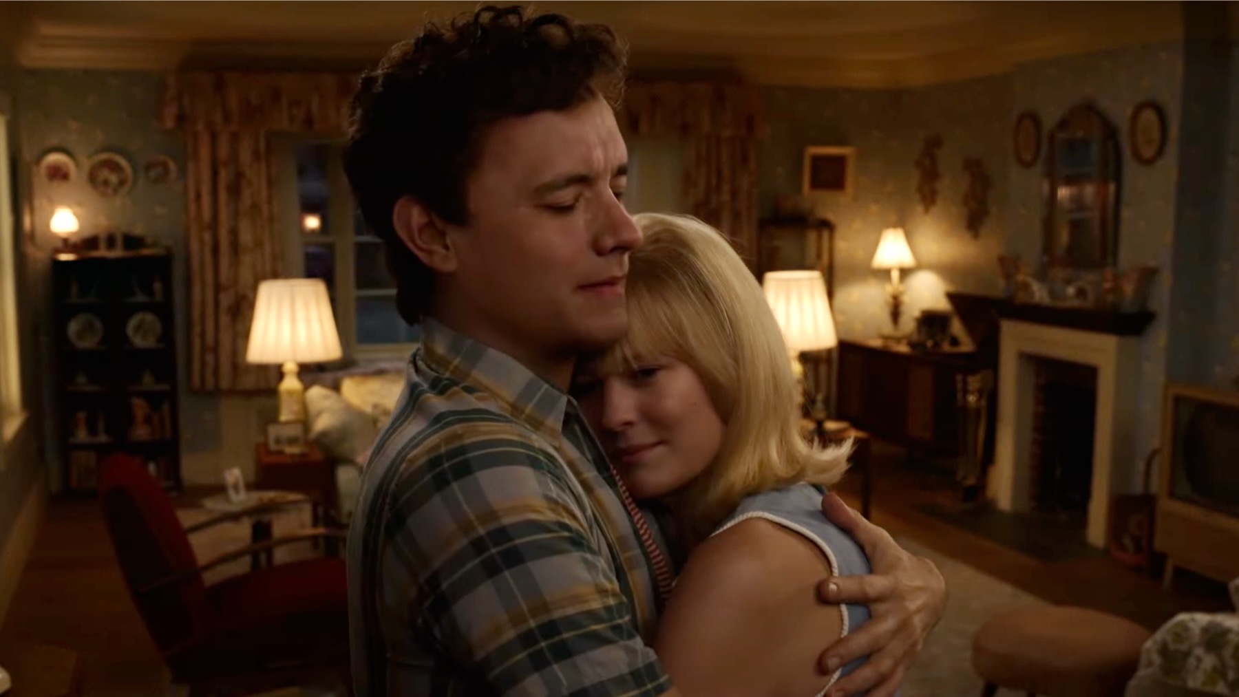 Here Trailer Tom Hanks and Robin Wright Reunite with Robert Zemeckis