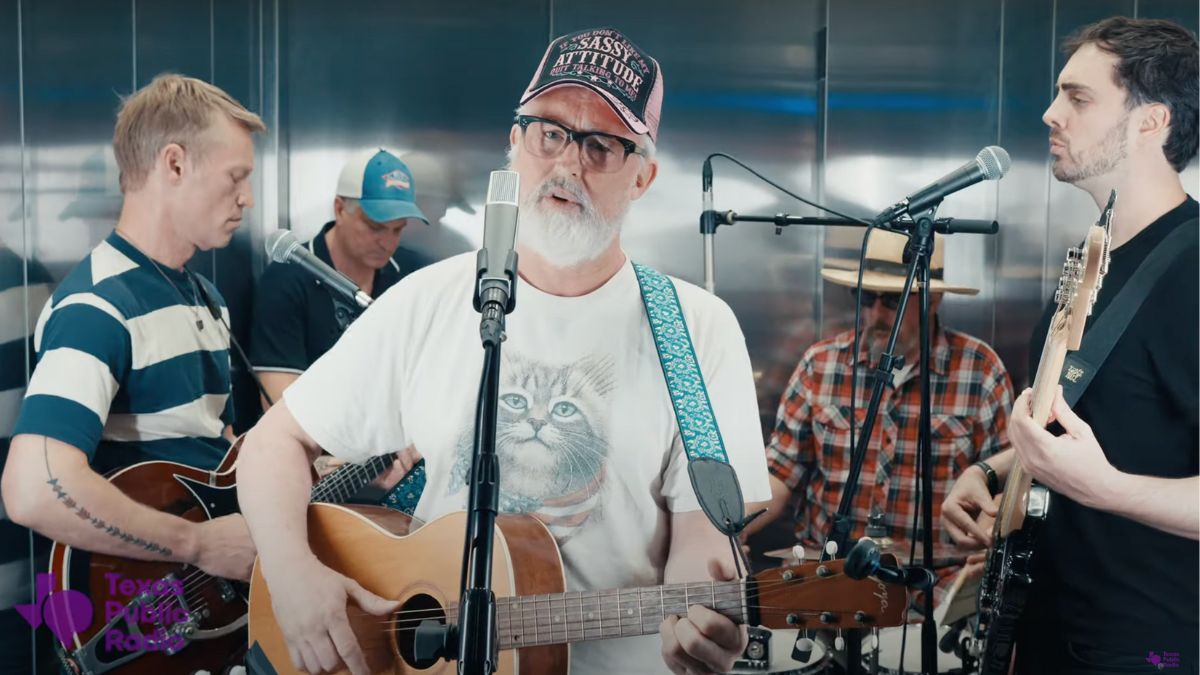 Cake Debut New Song "Billionaire In Space," Confirm New Album