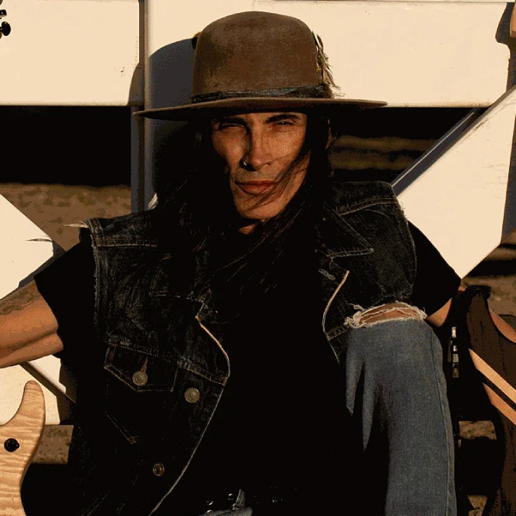Excessive's Nuno Bettencourt Launches New Guitar Model Nuno Guitars