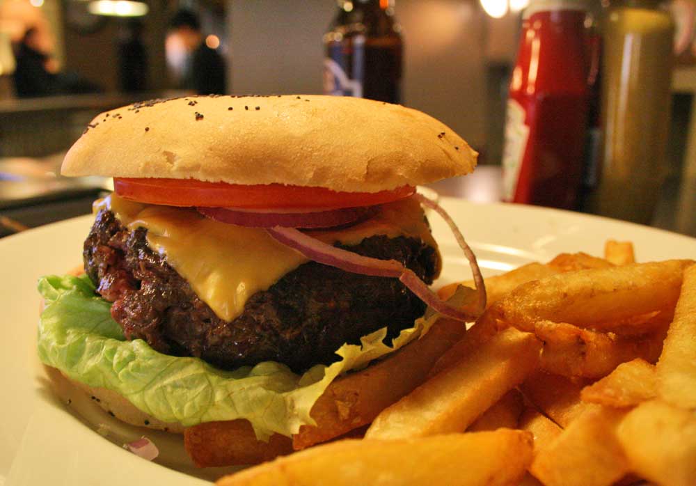 NEW YORK BURGER » Paseo de la Castellana, 89. Madrid.