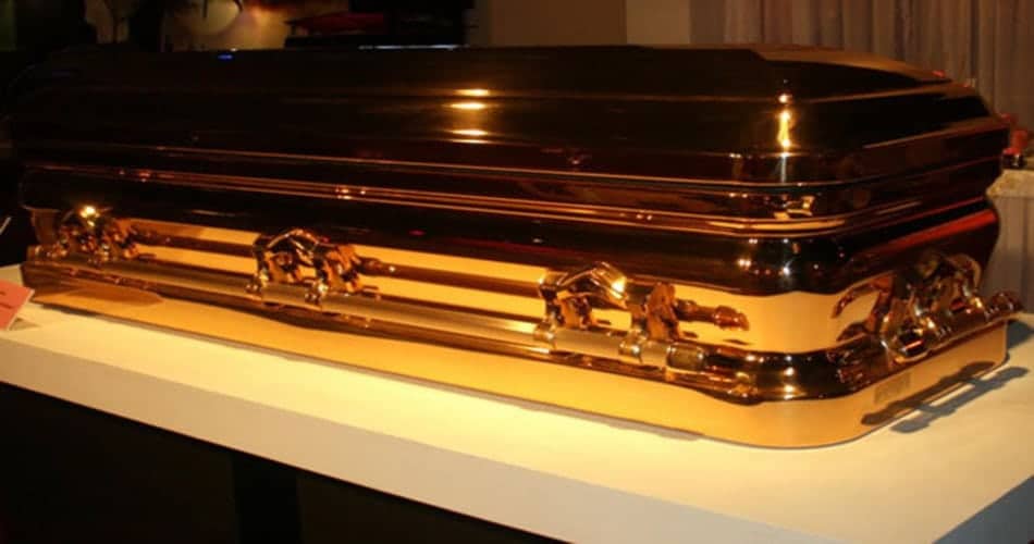 27 Outrageous Gold Items that Defy Imagination Page 8