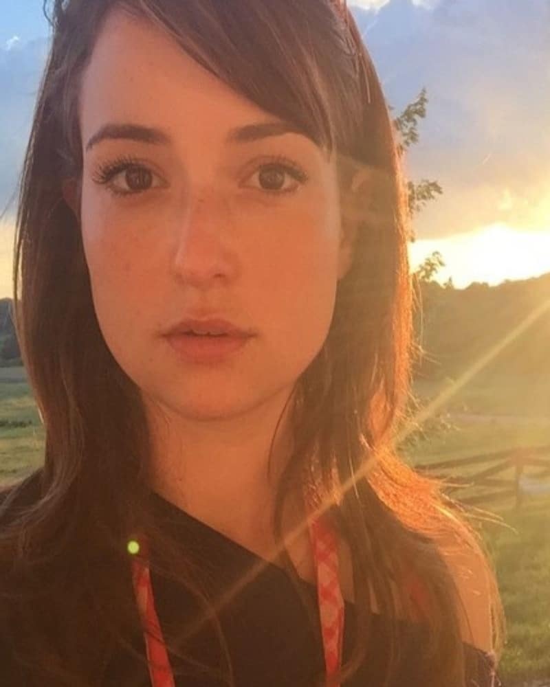 55 Things You Should Know About “Lily Adams” The AT&T Girl Page 7