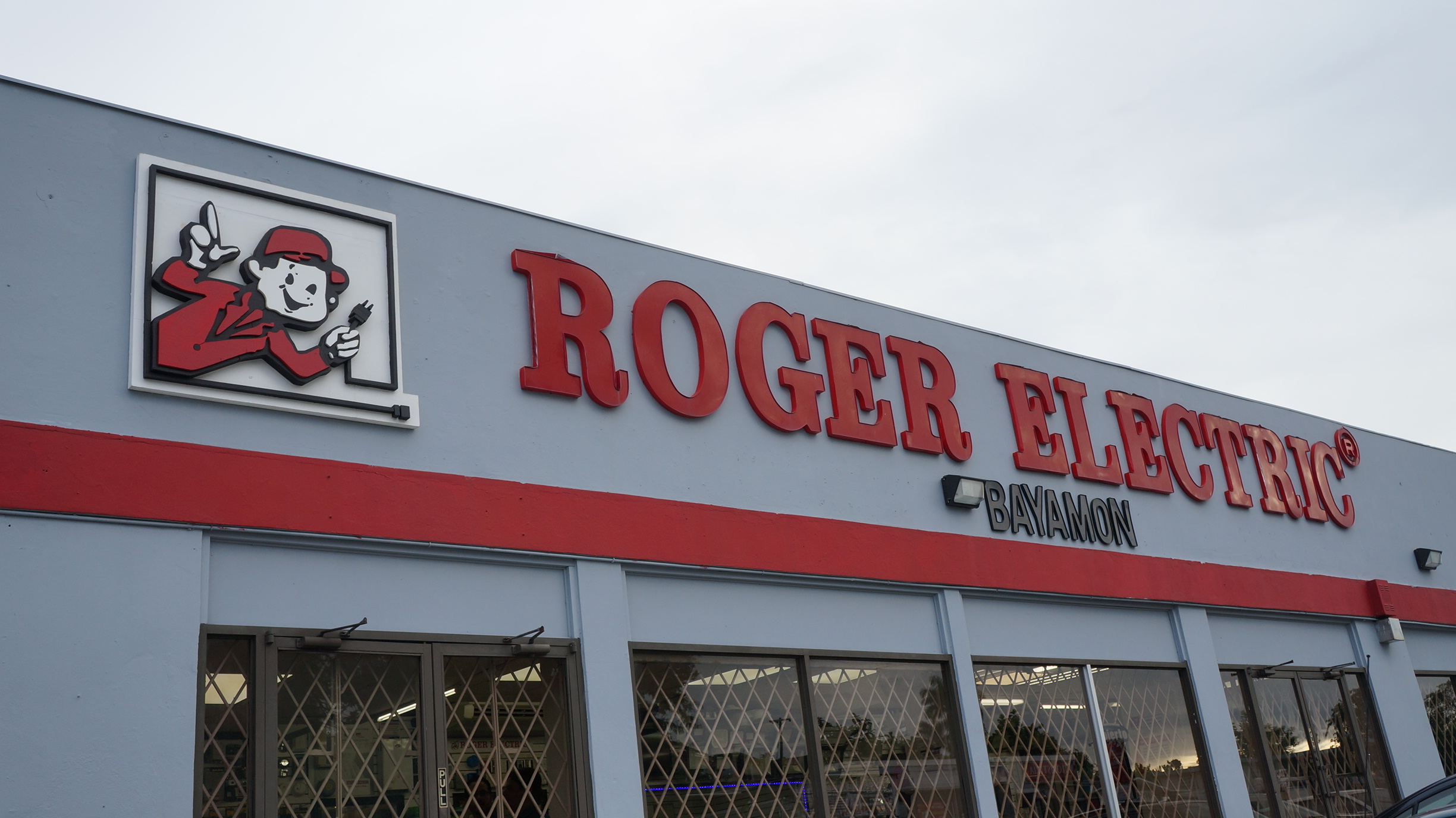 ROGER ELECTRIC CORP Construcción Puerto Rico