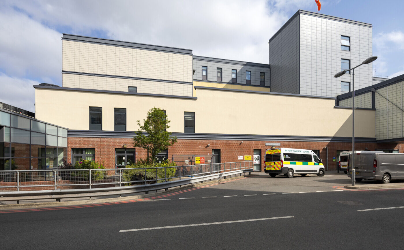 Hybrid Theatre, Royal Derby Hospital Constructing Excellence