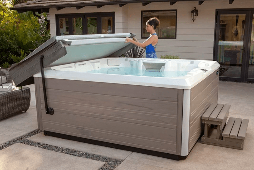 Top Benefits of a Salt Water Hot Tub Construction How