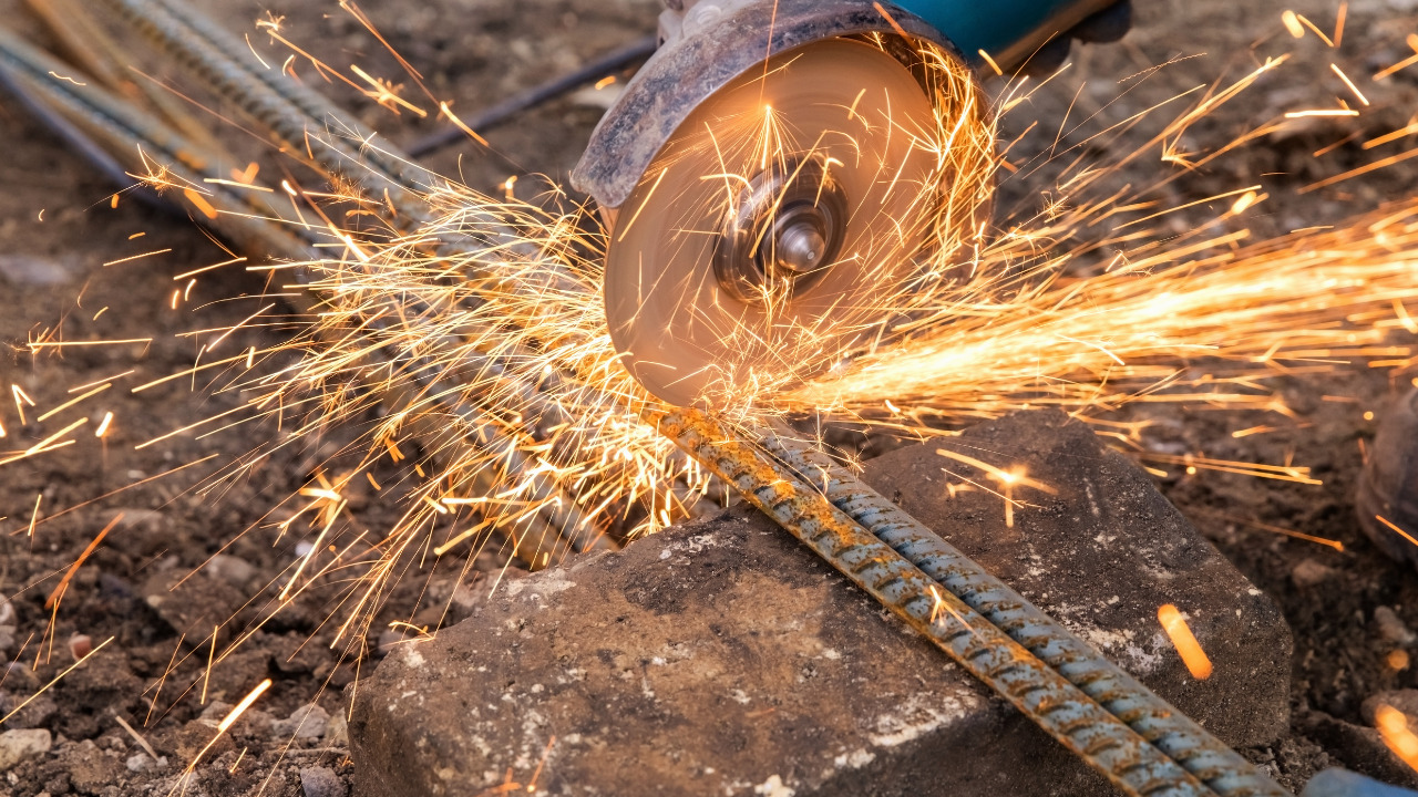 How To Cut Metal Closet Rod Construction How