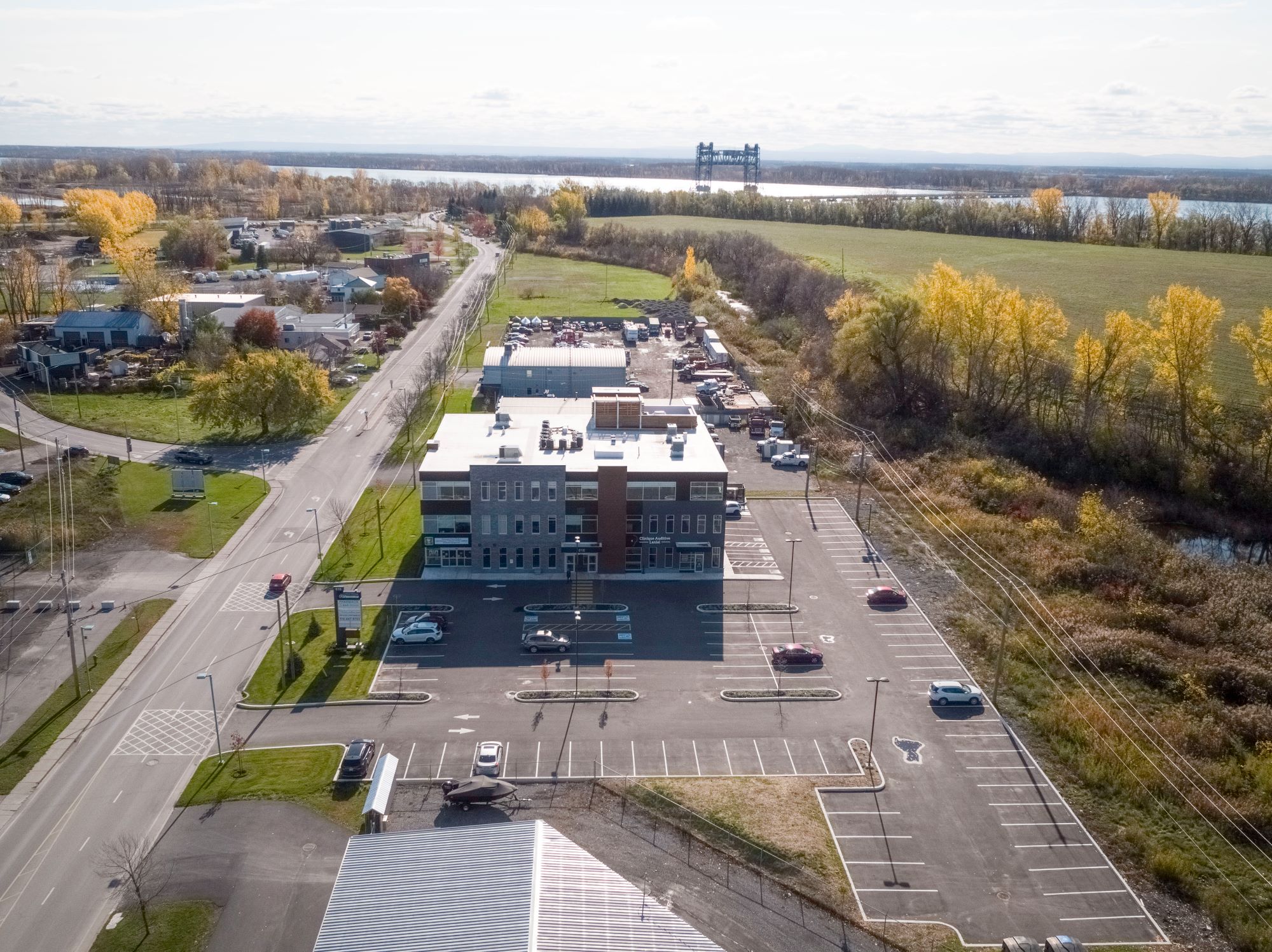 BÂTIMENT NEUF VALLEYFIELD Constructions HUB