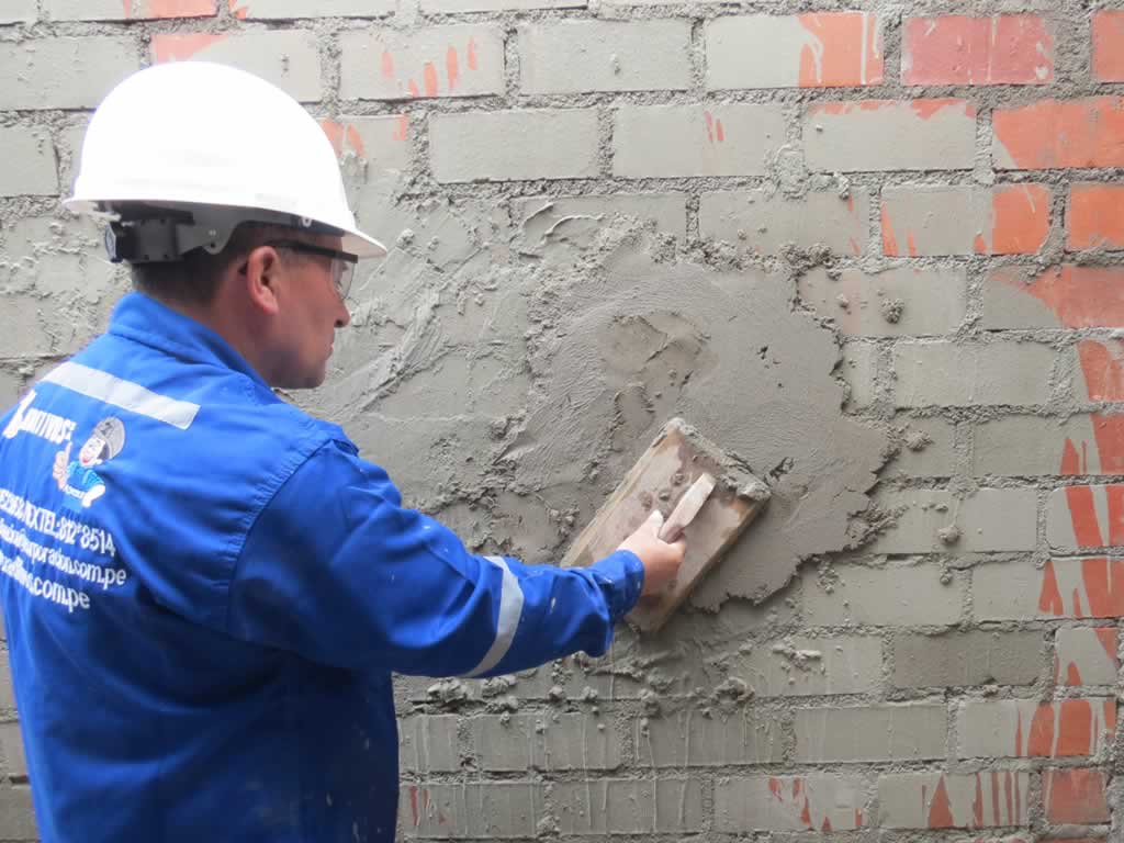 Tarrajeo de pared consejos para un buen acabado Tayta Construcciones