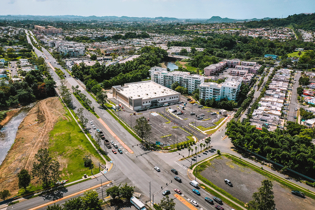 Supermercado Pueblo Guaynabo Constructora