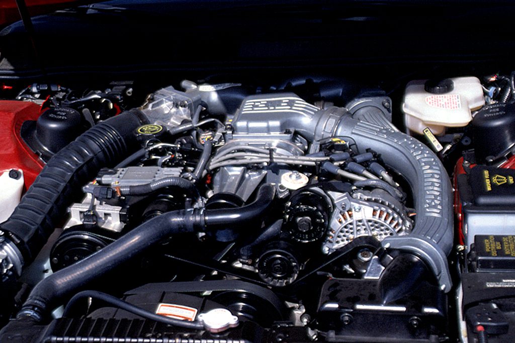 1990-97 Ford Thunderbird | Consumer Guide Auto