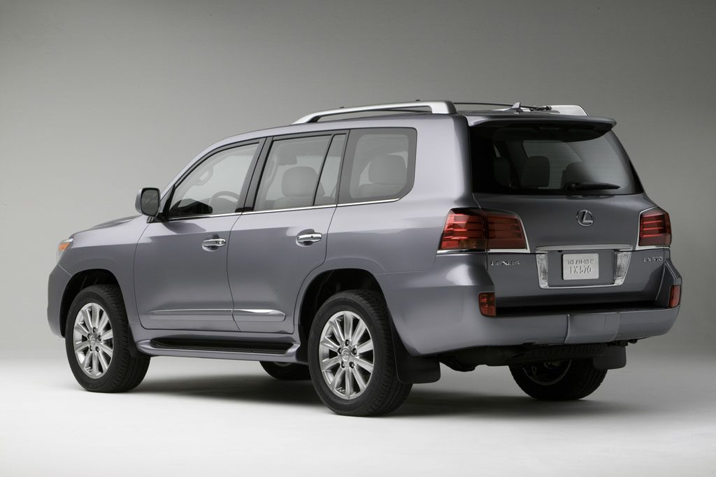 200814 Lexus LX 570 Consumer Guide Auto