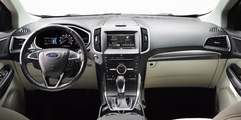 2015 Ford Edge | Consumer Guide Auto