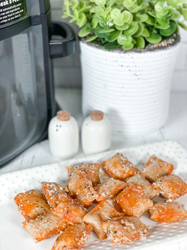 Air Fryer Pizza Rolls Garlic Parmesean Deliciousness