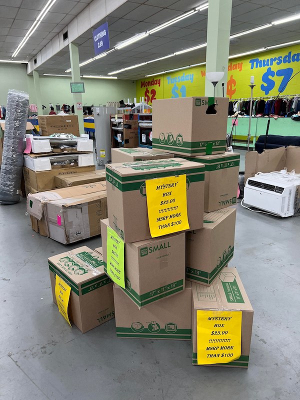 Deals Outlet Bins Store