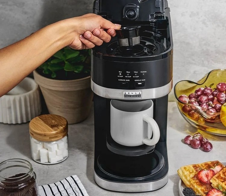 Bella Deep Fryer 1.6 Quart 14.99 (Reg. 49.99!) + More!