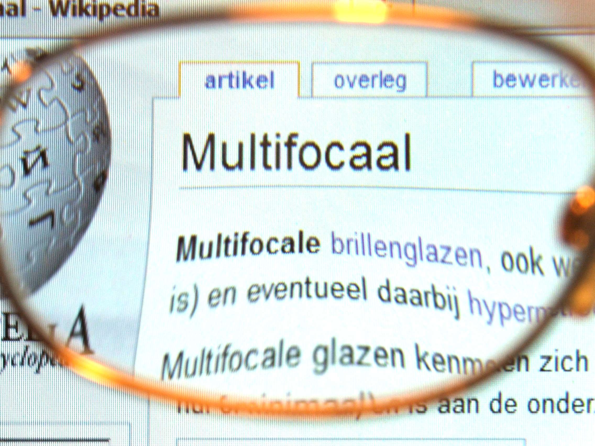 What Are Multifocal Contact Lenses And Should You Order Them Online