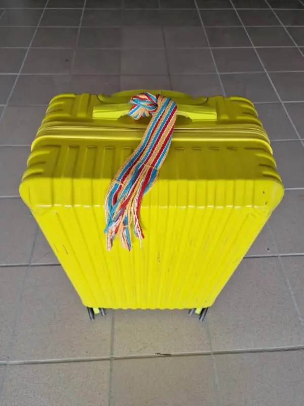 How To Quickly and Easily Identify Your Luggage ️ Airport