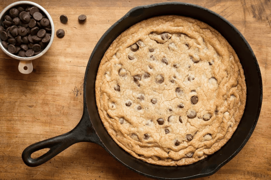 3 Best Cast Iron Desserts Cookies, Brownies, Cobbler Art of Manliness