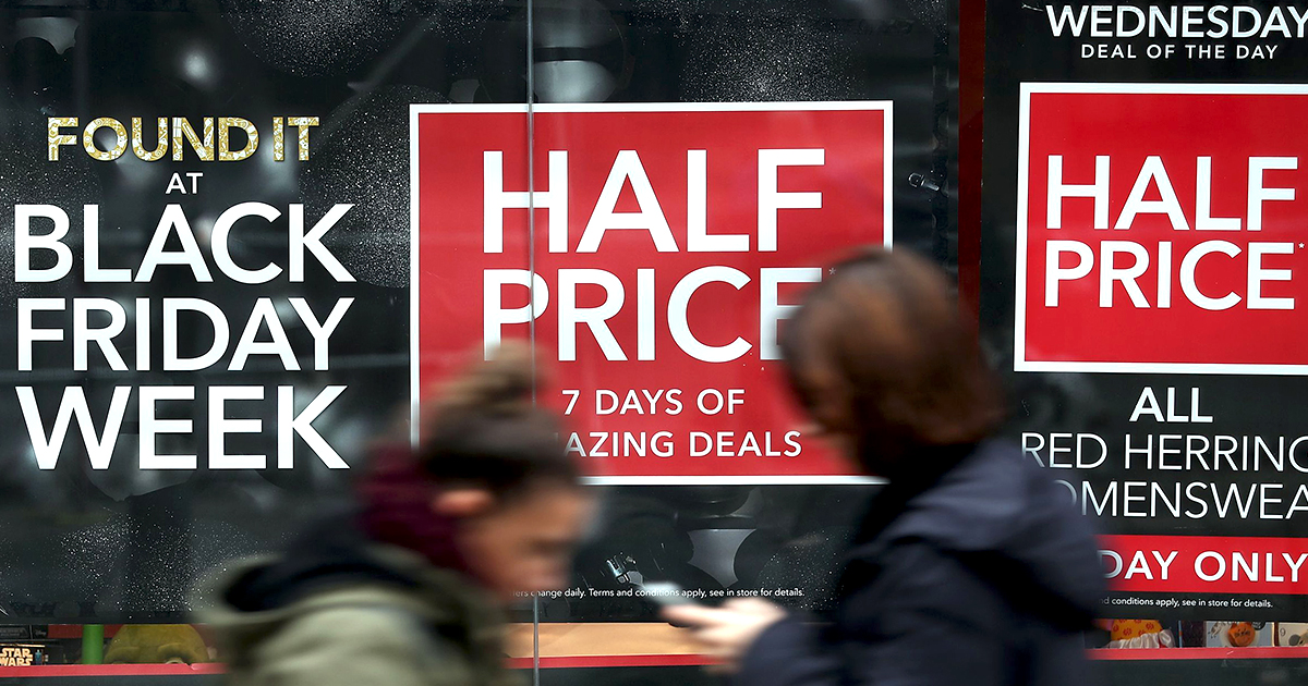 Millennials Shop the Most in Stores on Black Friday ATTN