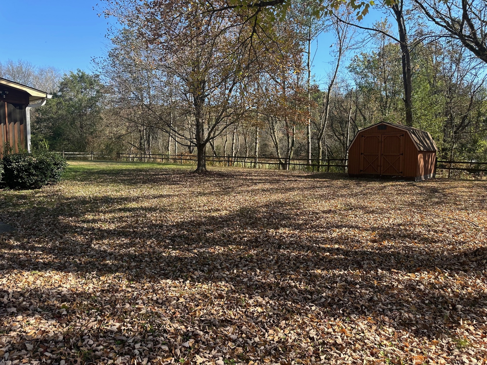 Public Auction Sale ESTATE AUCTION! 3BED/2BATH, OFF MOUSE CREEK