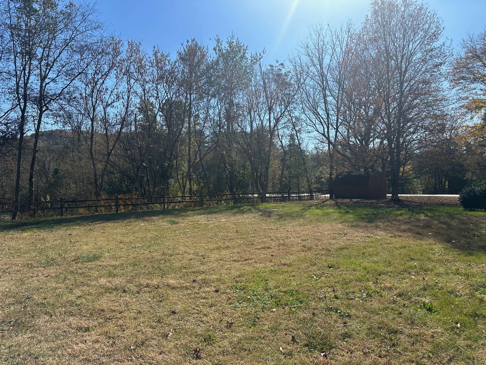 Public Auction Sale ESTATE AUCTION! 3BED/2BATH, OFF MOUSE CREEK